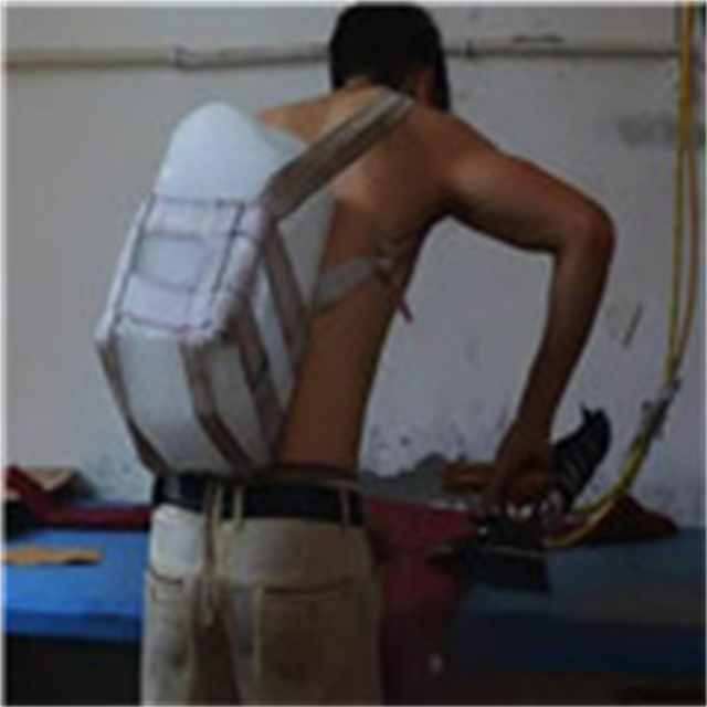 冰凉一夏，大冰块降温为奉贤工厂解暑